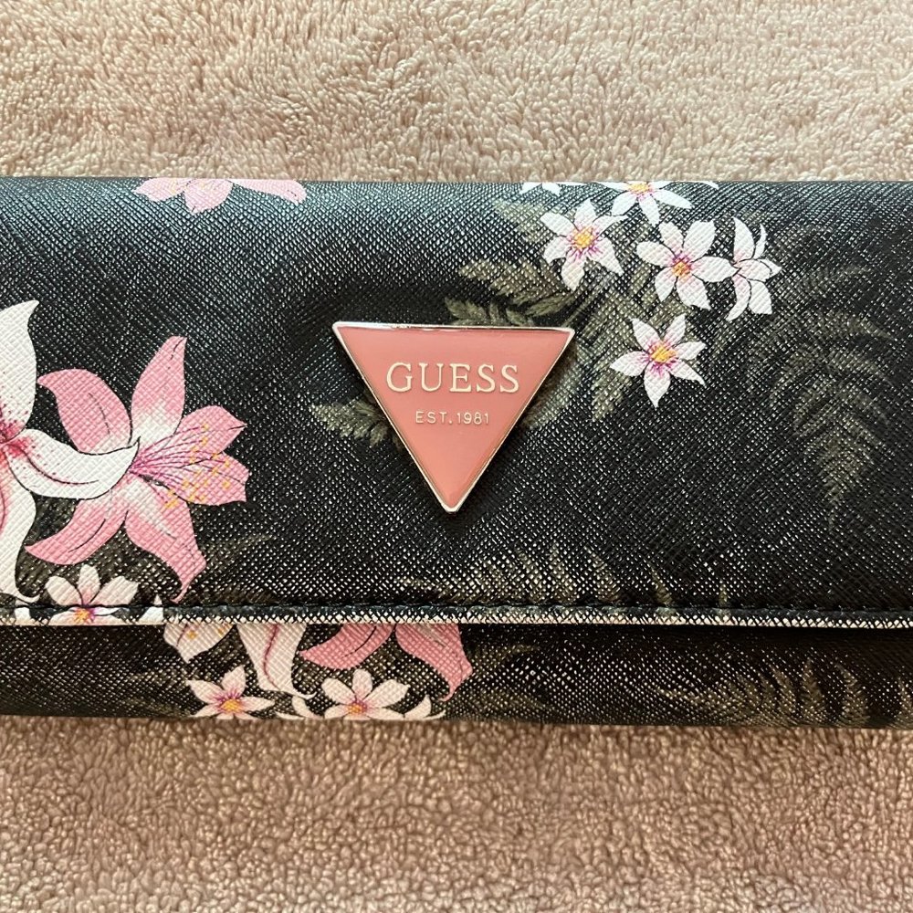Guess Factory Black Floral Clip zipper wallet